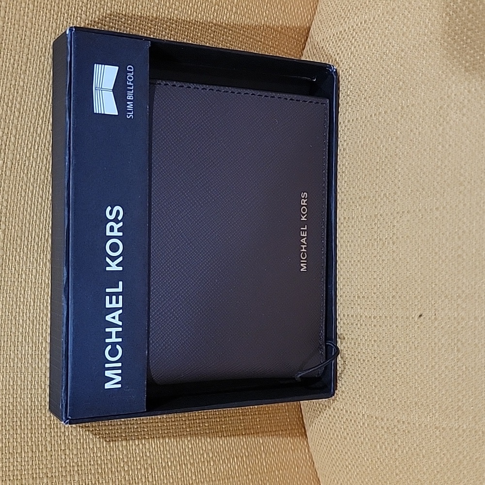 Michael Kors wallet